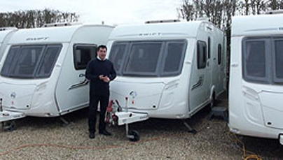 Watch Caravan Finder TV Series 4 Episode 07